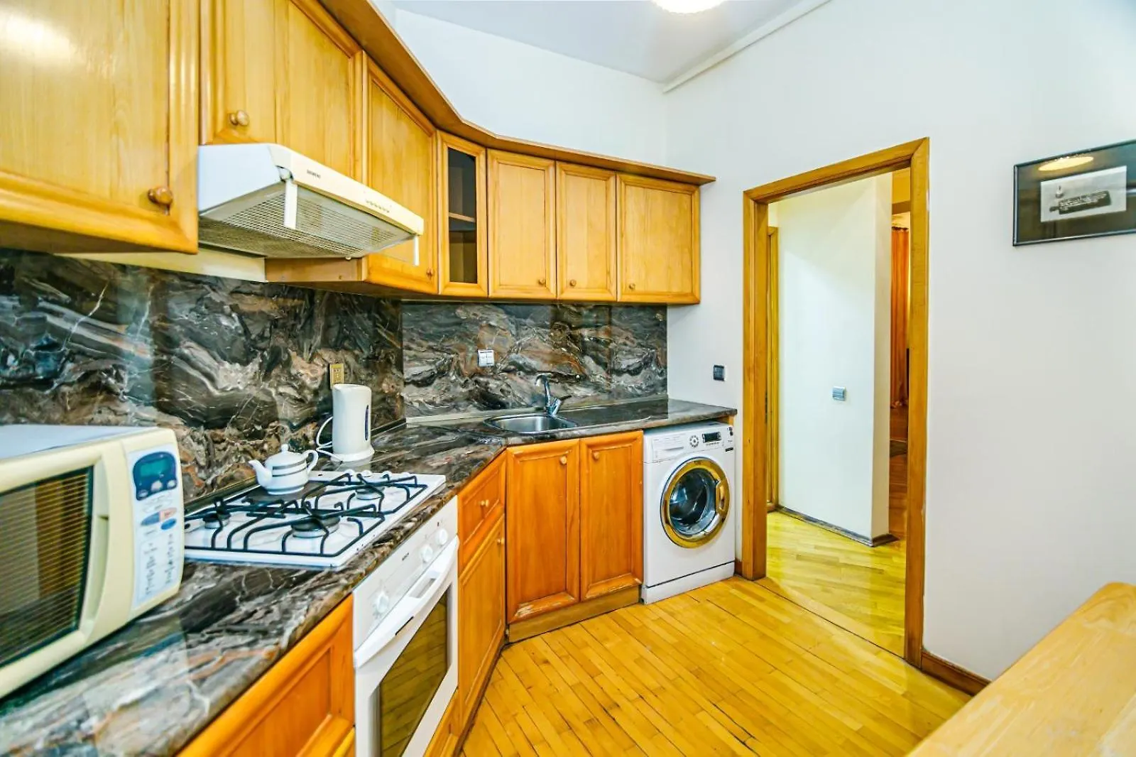 Thehouse In The Fountain Square Apartment Baku